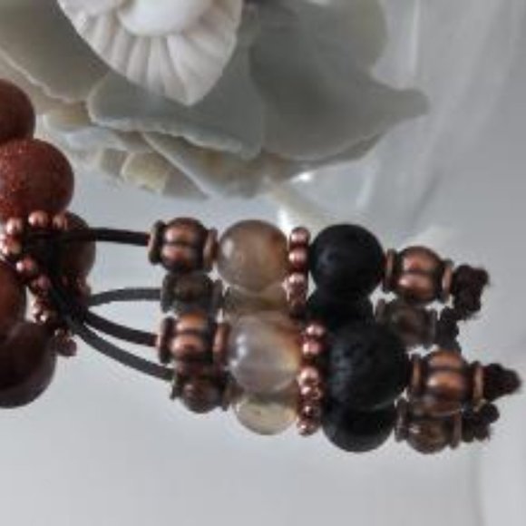 Stretch Bracelet~Sandalwood & Sandstone~ Truth & Discernment - Picture 6 of 6